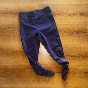 Senita Athletics Cinched Capris Plum Size Medium